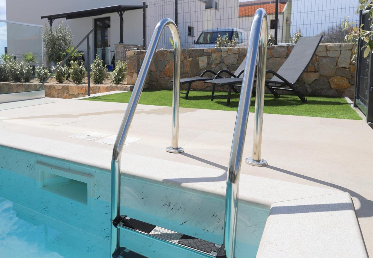 נייביצה Brand New Apartment With Private Pool מראה חיצוני תמונה
